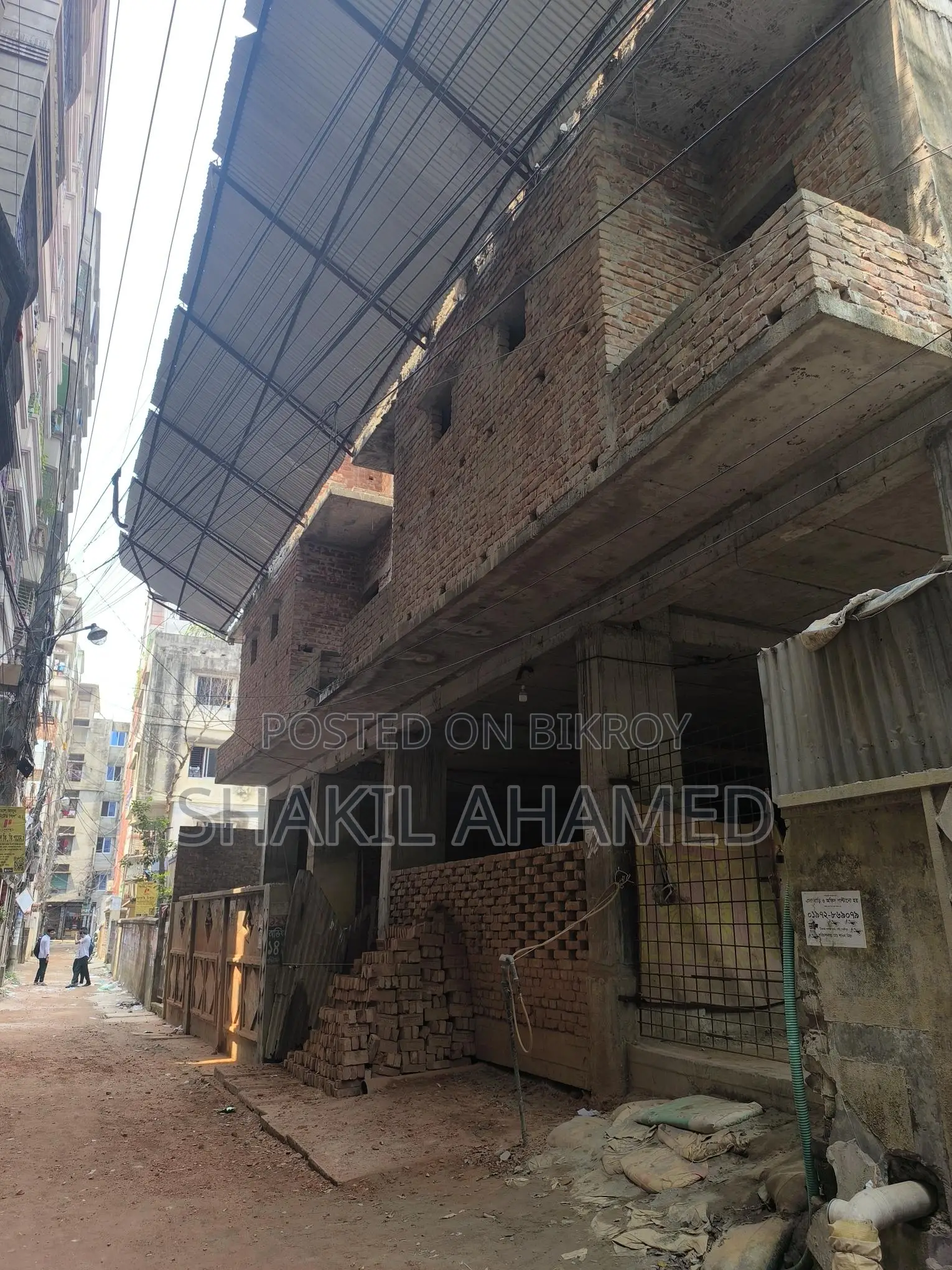 Flat for sale at an attractive price.