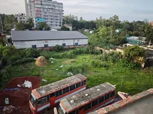 সালনা হাইওয়ের সাথে জমি বিক্রয় করা হইবে।