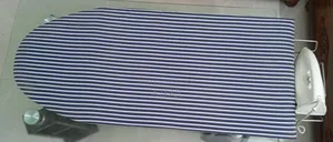 ব্র্যান্ড নিউ ফোল্ডিং আয়রন টেবিল (হালকা সমস্যা, সহজে ঠিক করা যাবে)