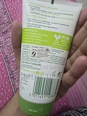 Simple Er Facewash
