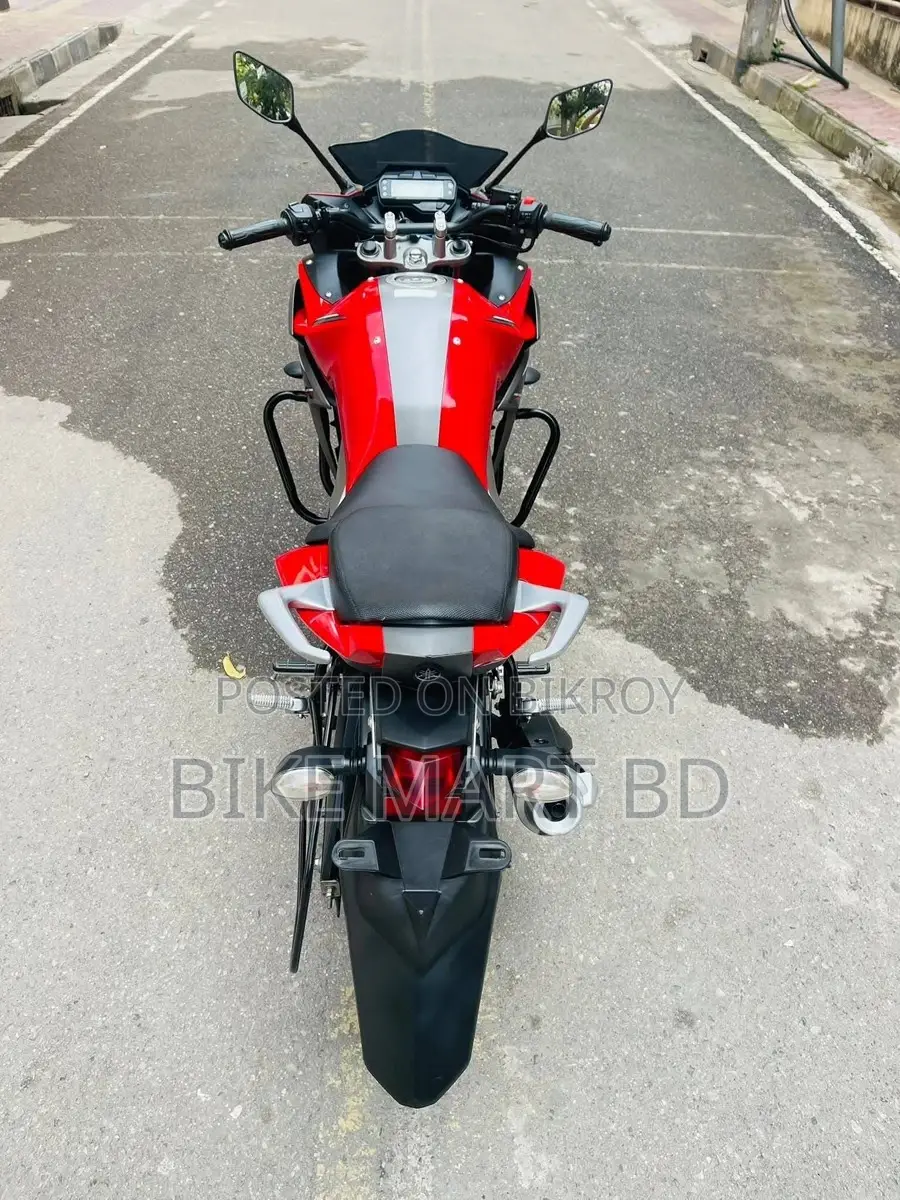 Yamaha 2022 Red