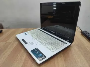 Laptop Asus K53E 4GB Intel Core I3 SSD 500GB
