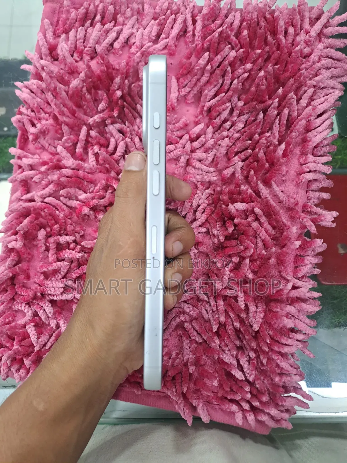 New Mobile Phone 128 GB Silver