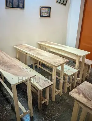 ২৩ জোড়া রেইনট্রি কাটের হাই লো বেঞ্চ