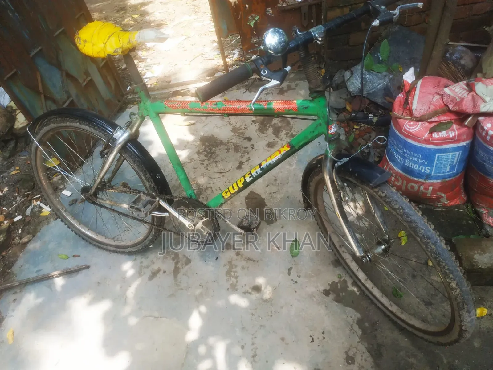 Cycle, perfectly fresh running cycle