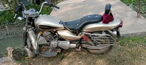 Yamaha 2012 Gold