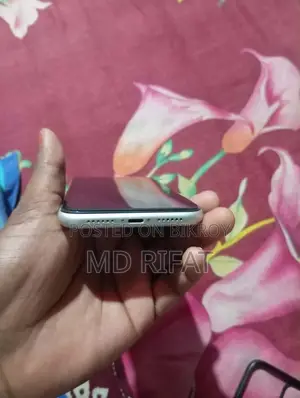 Apple iPhone 11 128 GB White