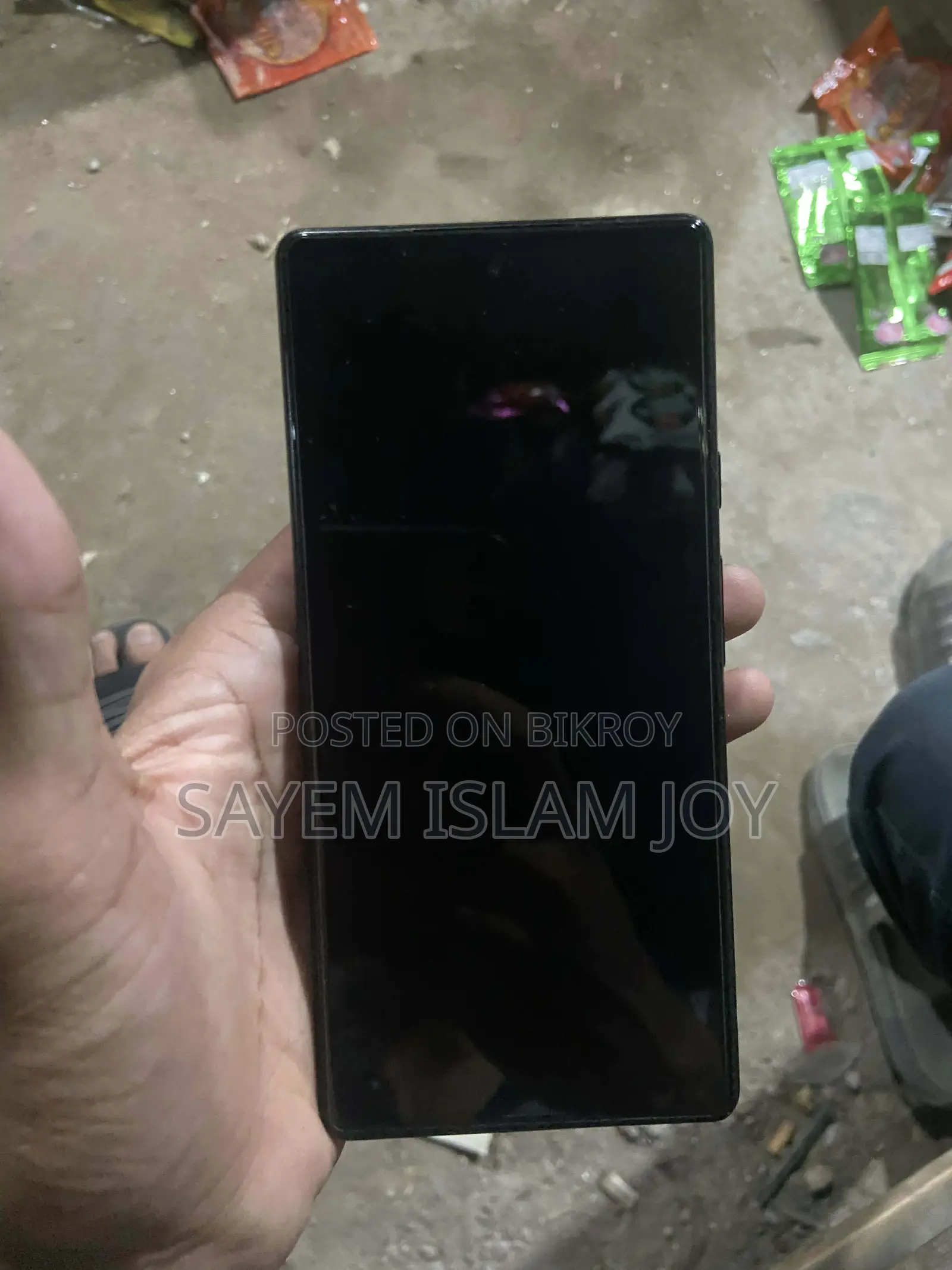 Google Pixel 6 . (Used)