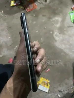 Google Pixel 6 . (Used)