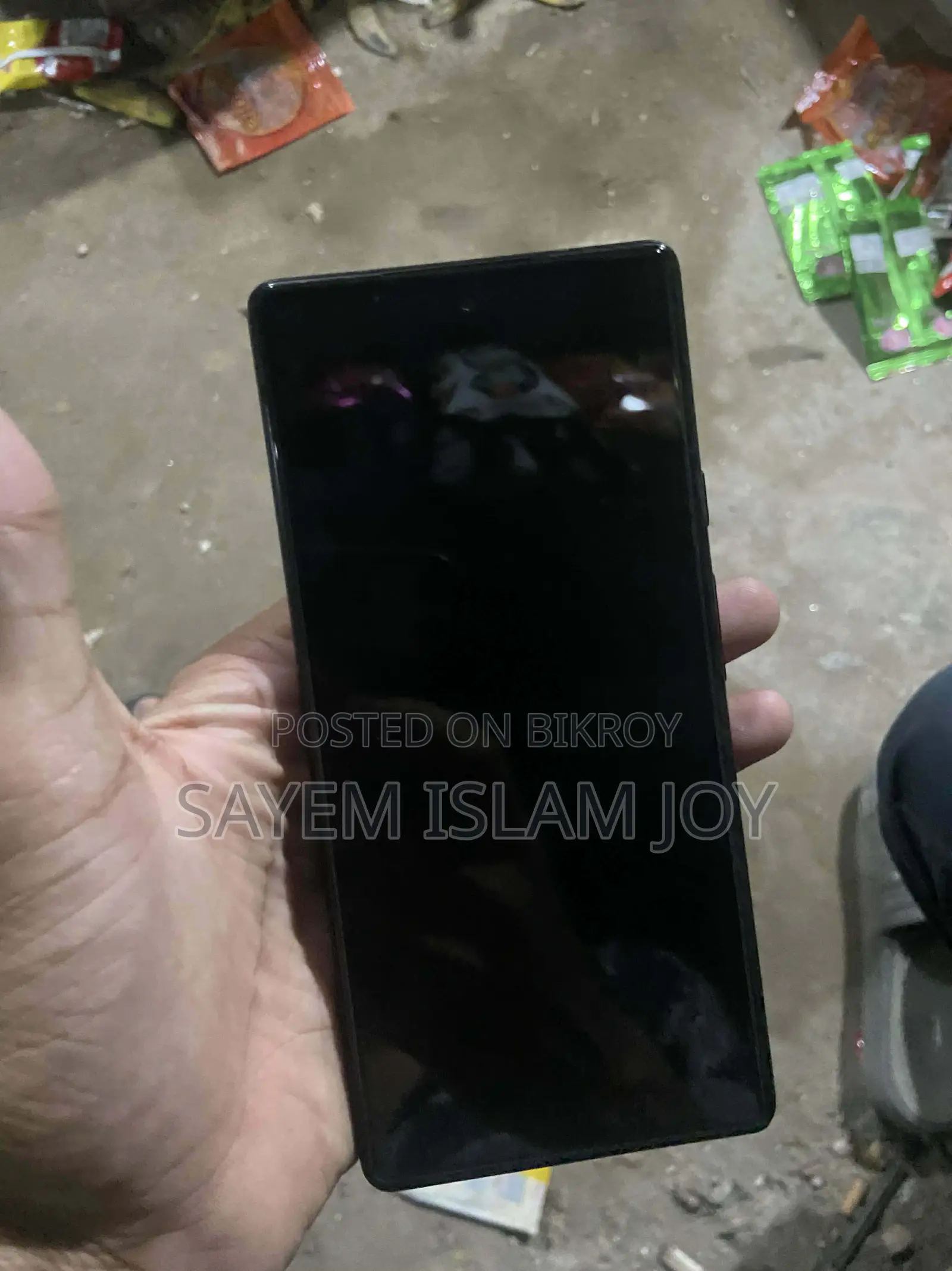 Google Pixel 6 . (Used)