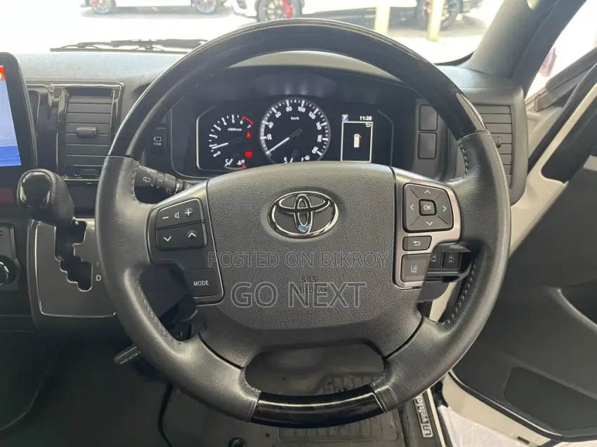 Toyota Hiace SGL Dark Prime II 2021