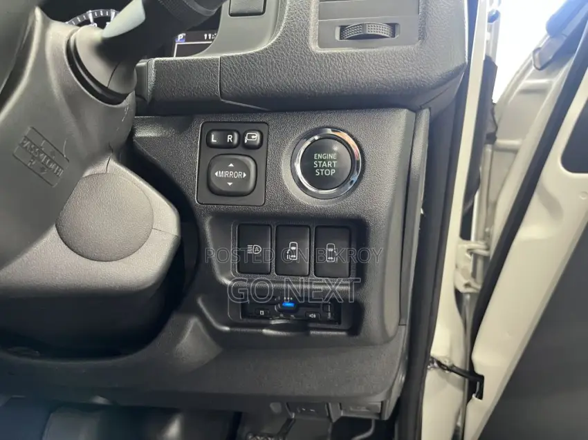 Toyota Hiace SGL Dark Prime II 2021