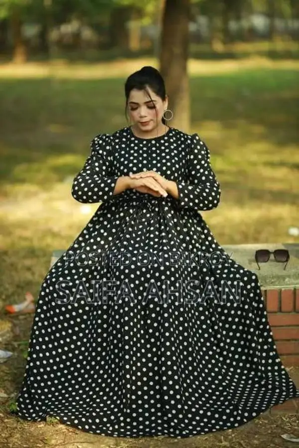Pori Gown