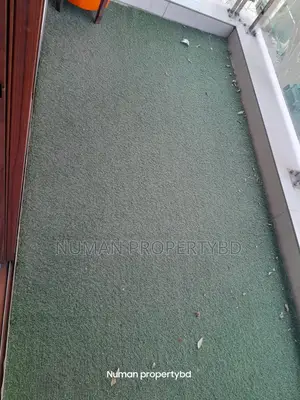 South-facing 3600sq Duplex 4-bedroom Luxurious semi-furnished flat for rent