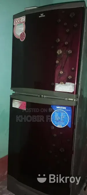 ফ্রিজ খুবই ভালো কোন সমস্যা নেই. টাকার প্রয়োজন তাই বিক্রি করব