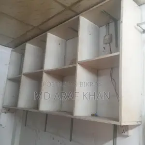 দোকানের টেবিল বিক্রয়