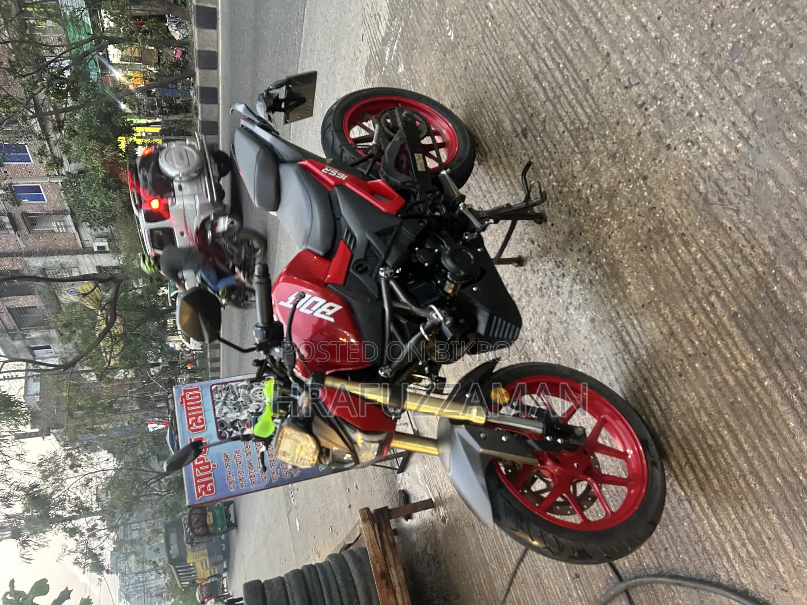 Runner Bolt 165R 2024 Red