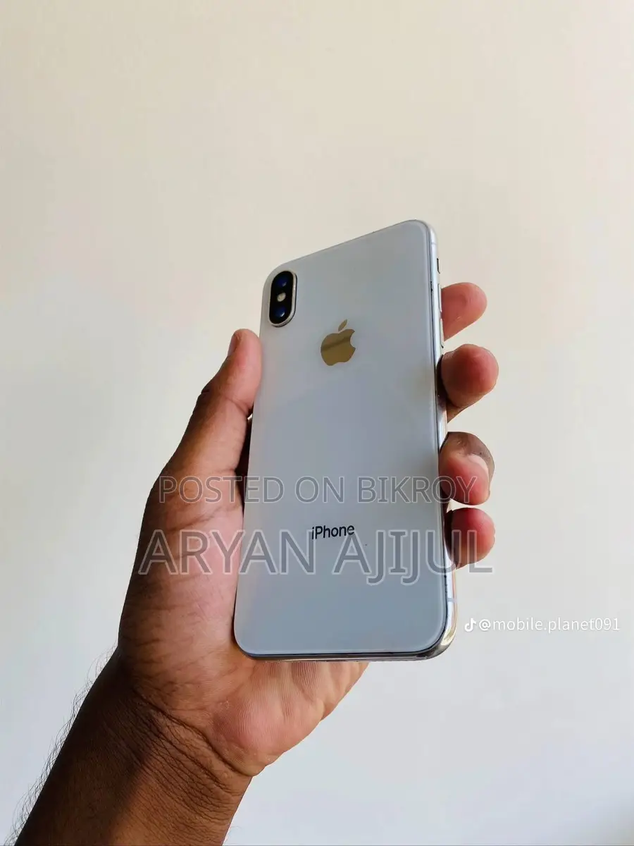 Apple iPhone X (Used)