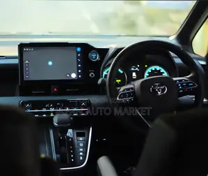 Toyota Noah 2022 Black