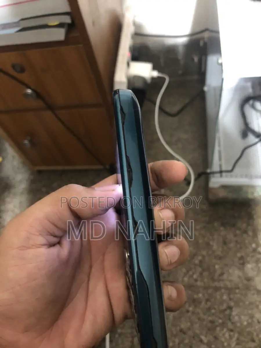Button Phone (Used)
