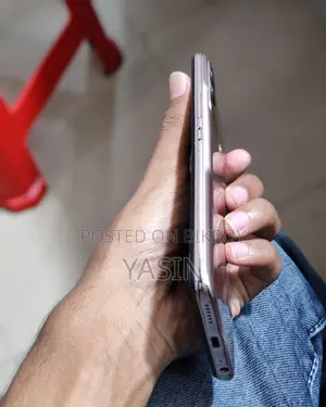Infinix Hot 12i 4/64 GB (Used)