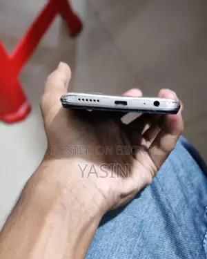 Infinix Hot 12i 4/64 GB (Used)