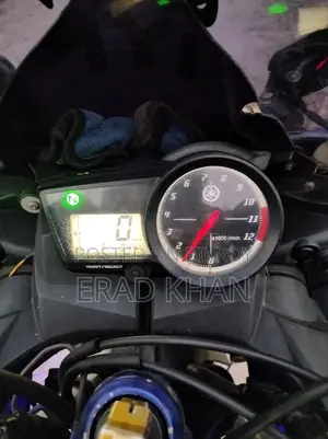 Yamaha R15 V2 . 2026
