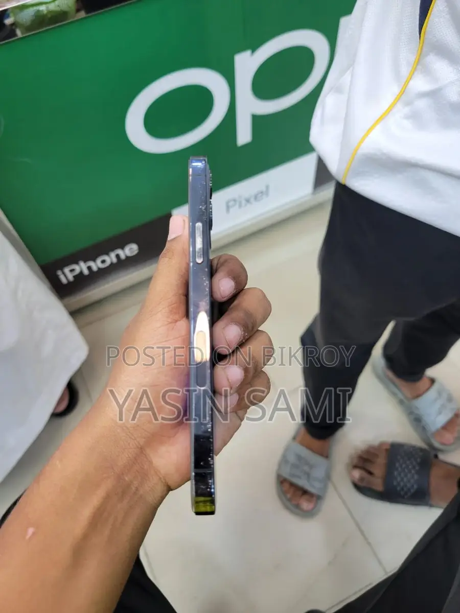 Apple iPhone 12 Pro (Used)