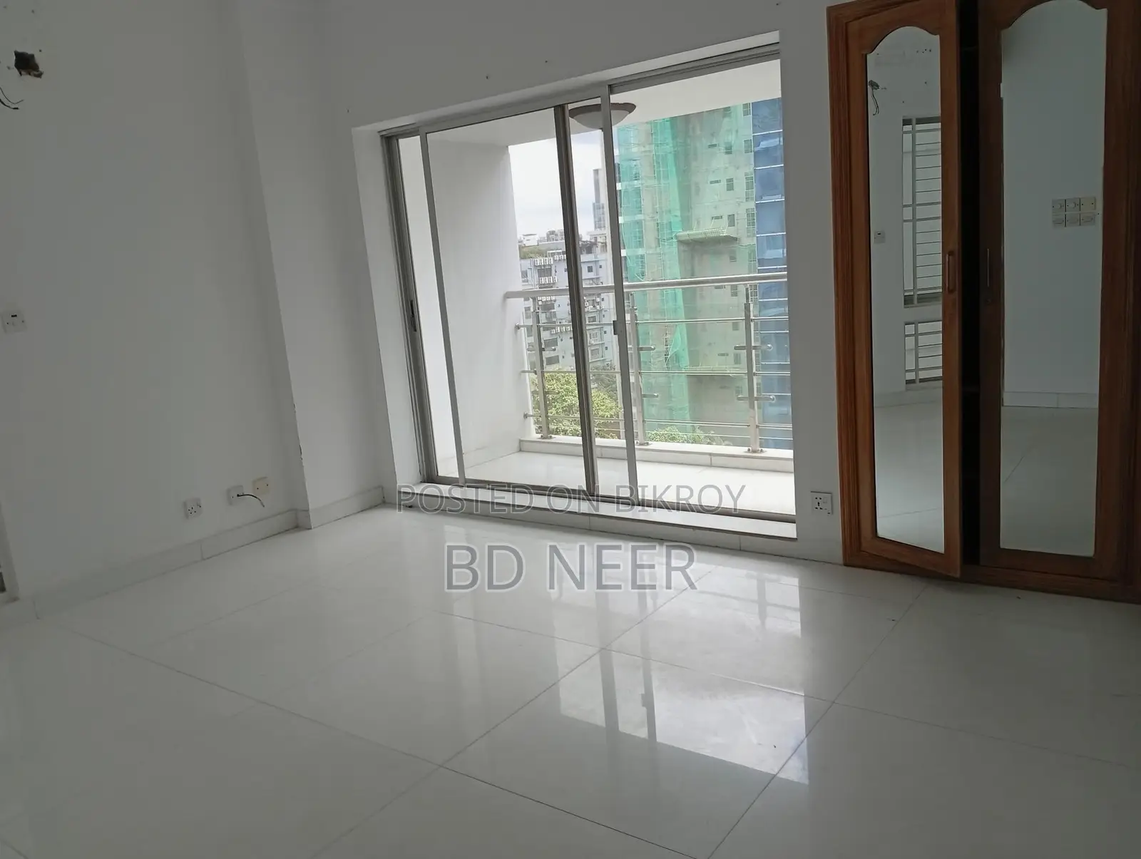 New Building Gym Swimming 3500 Sq Ft Flat Sale in Gulshan-2 North