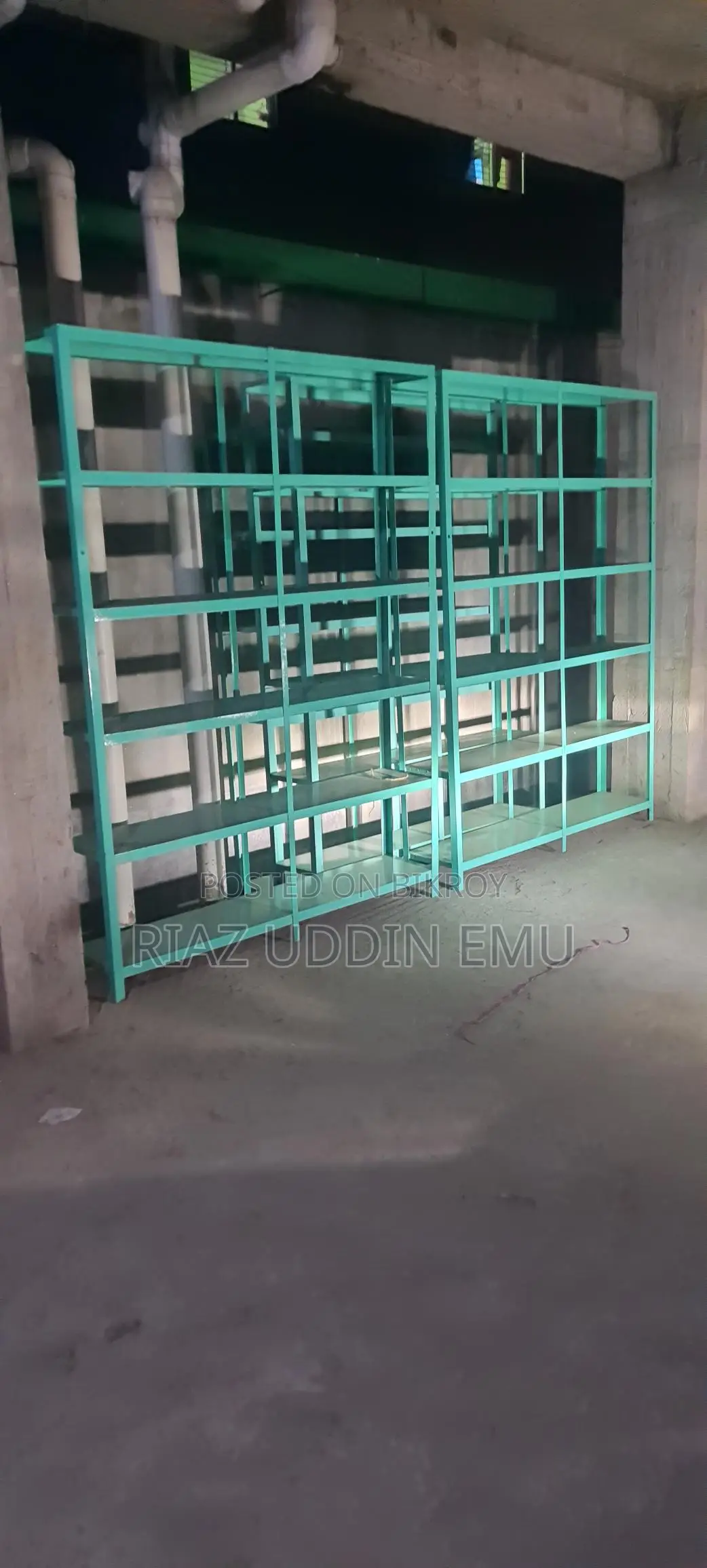 Shop Racks and Counter Showcases