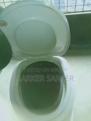 কোমোড