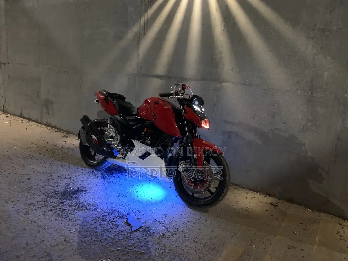 TVS Apache RTR 160 2025