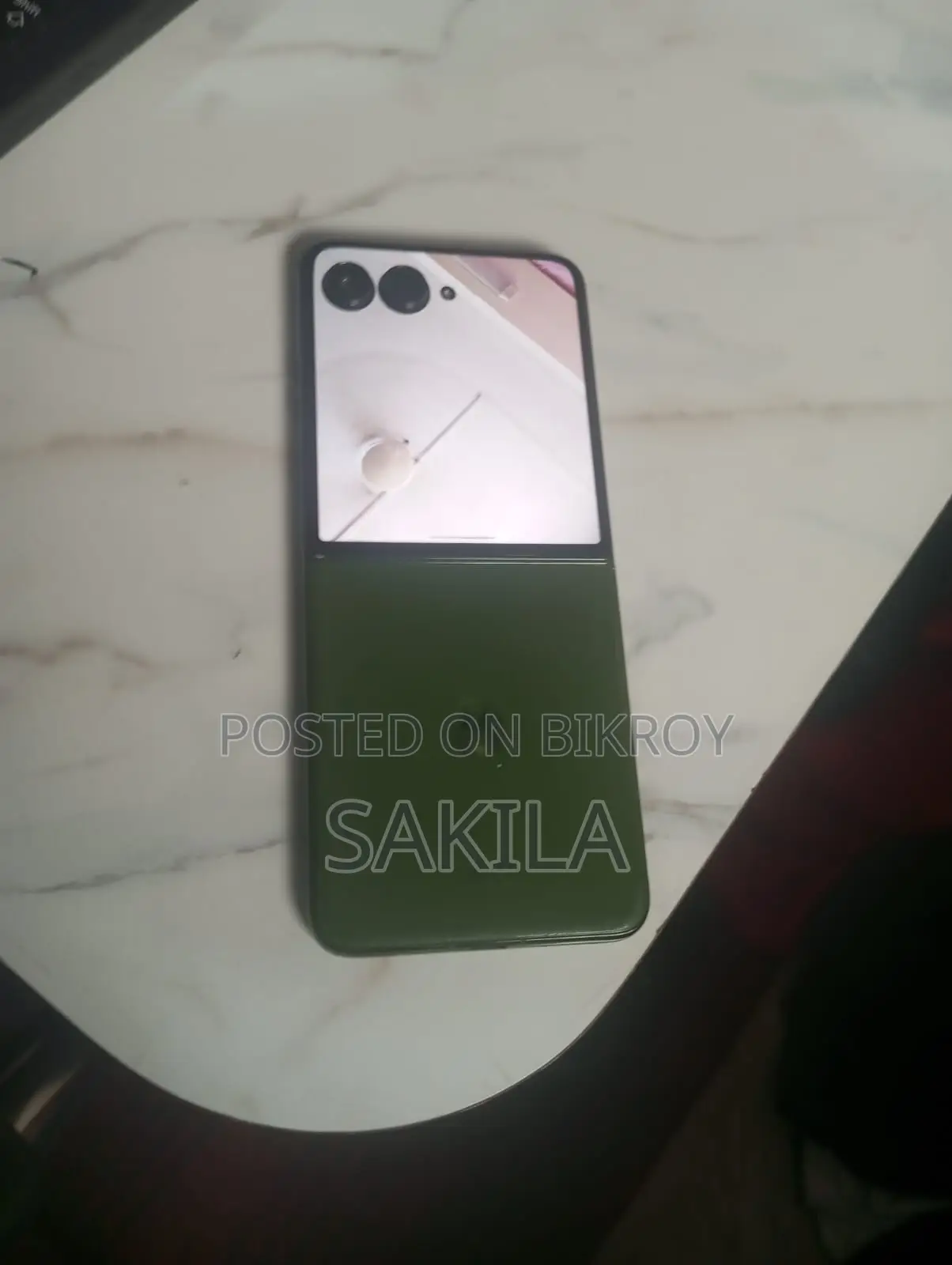 Apple Motorola razr 50 (Used)