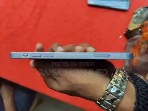 Apple iPhone 12 (Used)