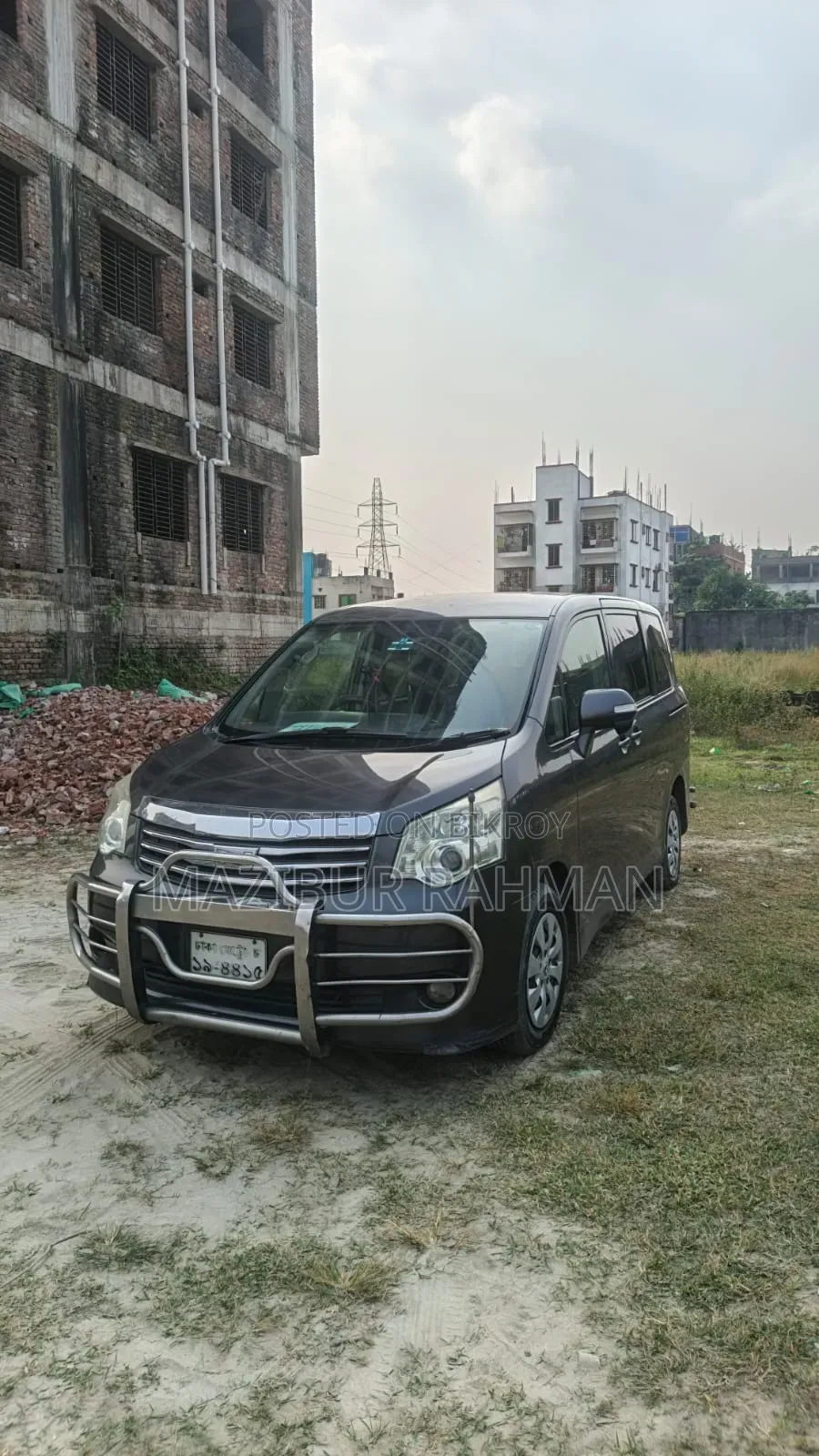 Toyota Noah 2013 Gray