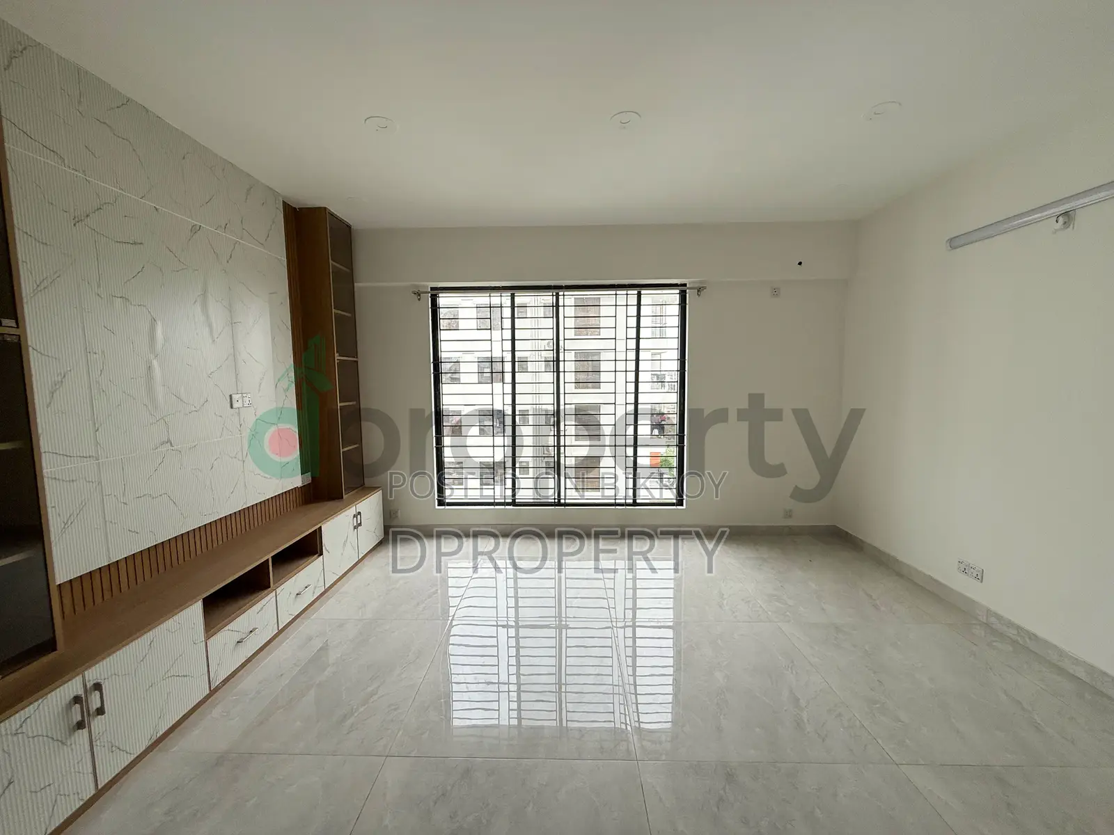 4bdrm Apartment in Basundhara for Rent