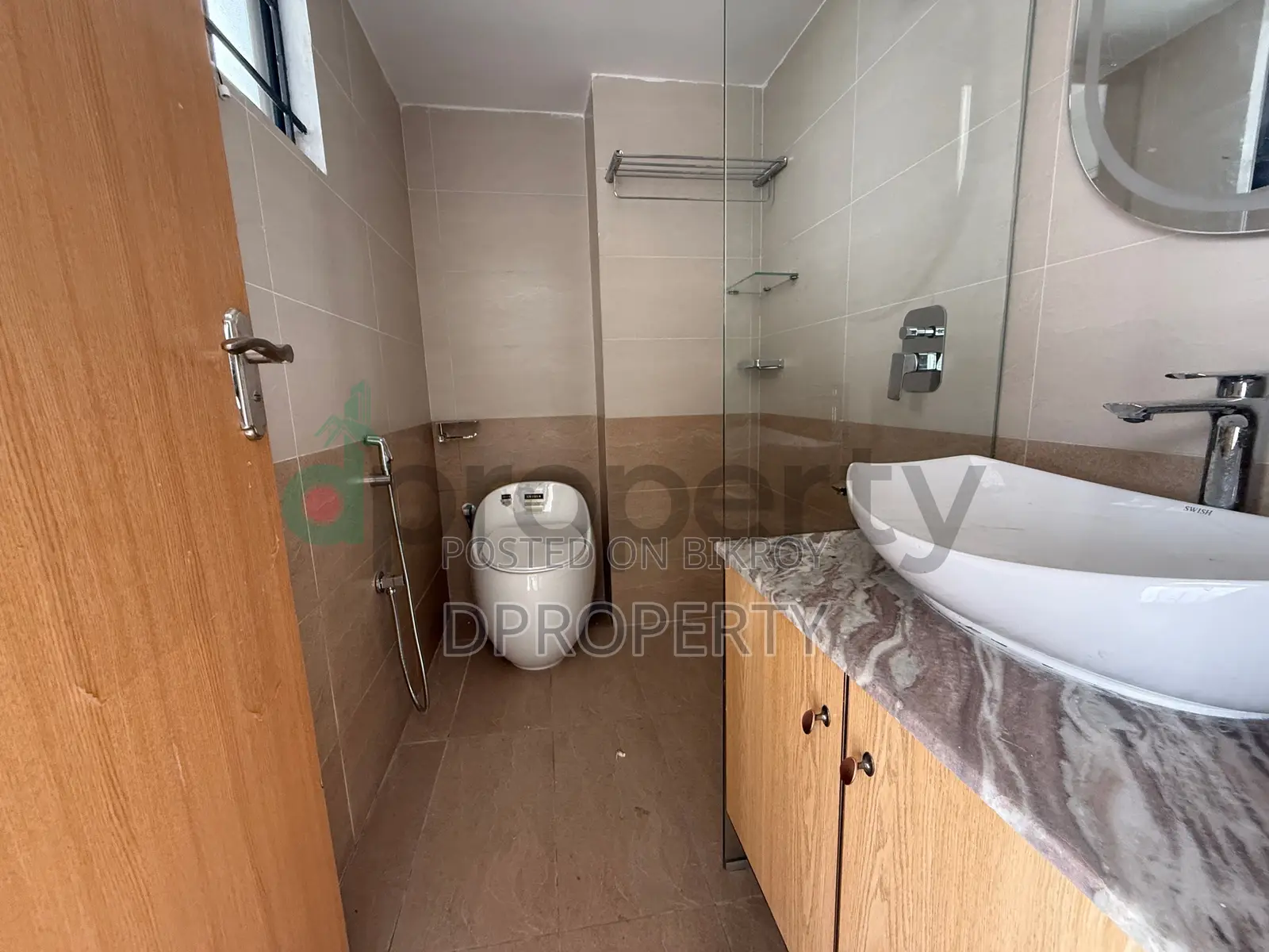4bdrm Apartment in Basundhara for Rent
