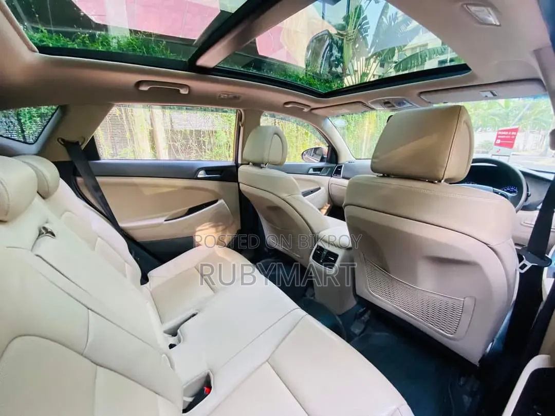 Hyundai Tucson 2016 Brown
