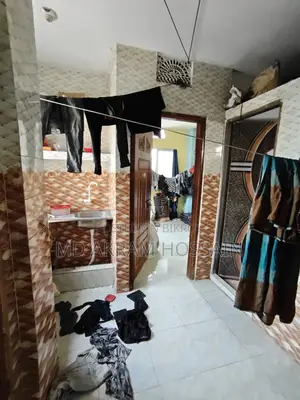 Mini Flat near Rahmatganj Playground, Chaukbazar for Sale