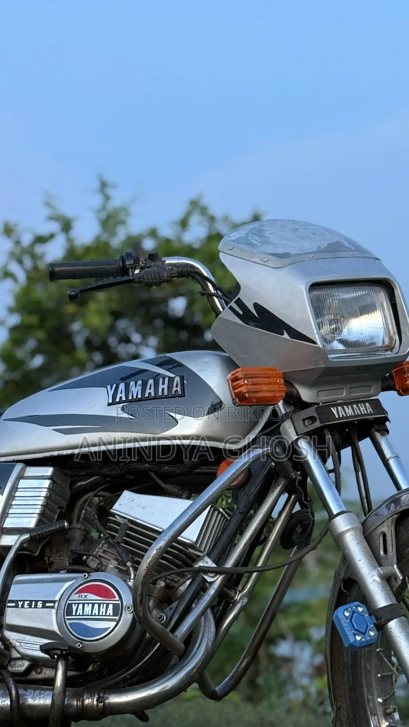 Yamaha 2002 Silver
