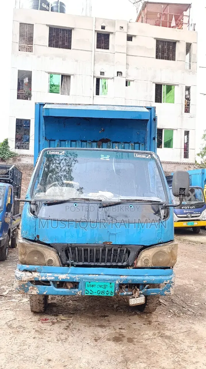 Covered Van ( 12ft ,T.Kin)