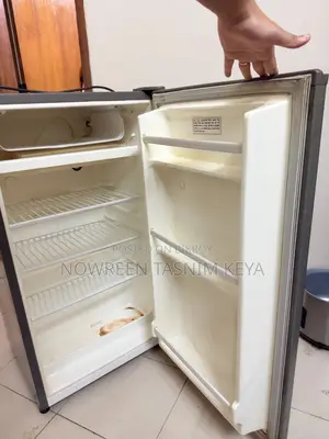 Small Walton Fridge