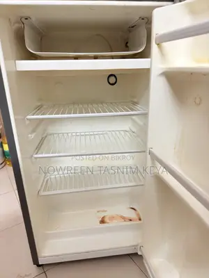 Small Walton Fridge