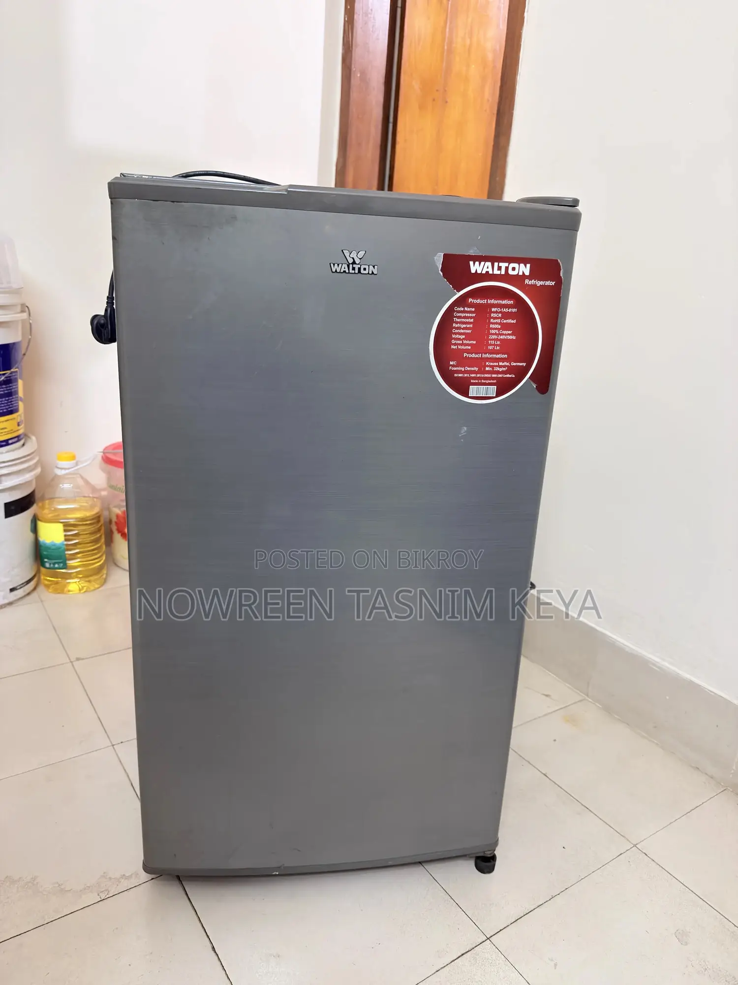 Small Walton Fridge