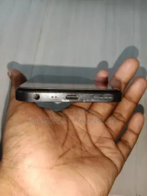 Realme (Used)