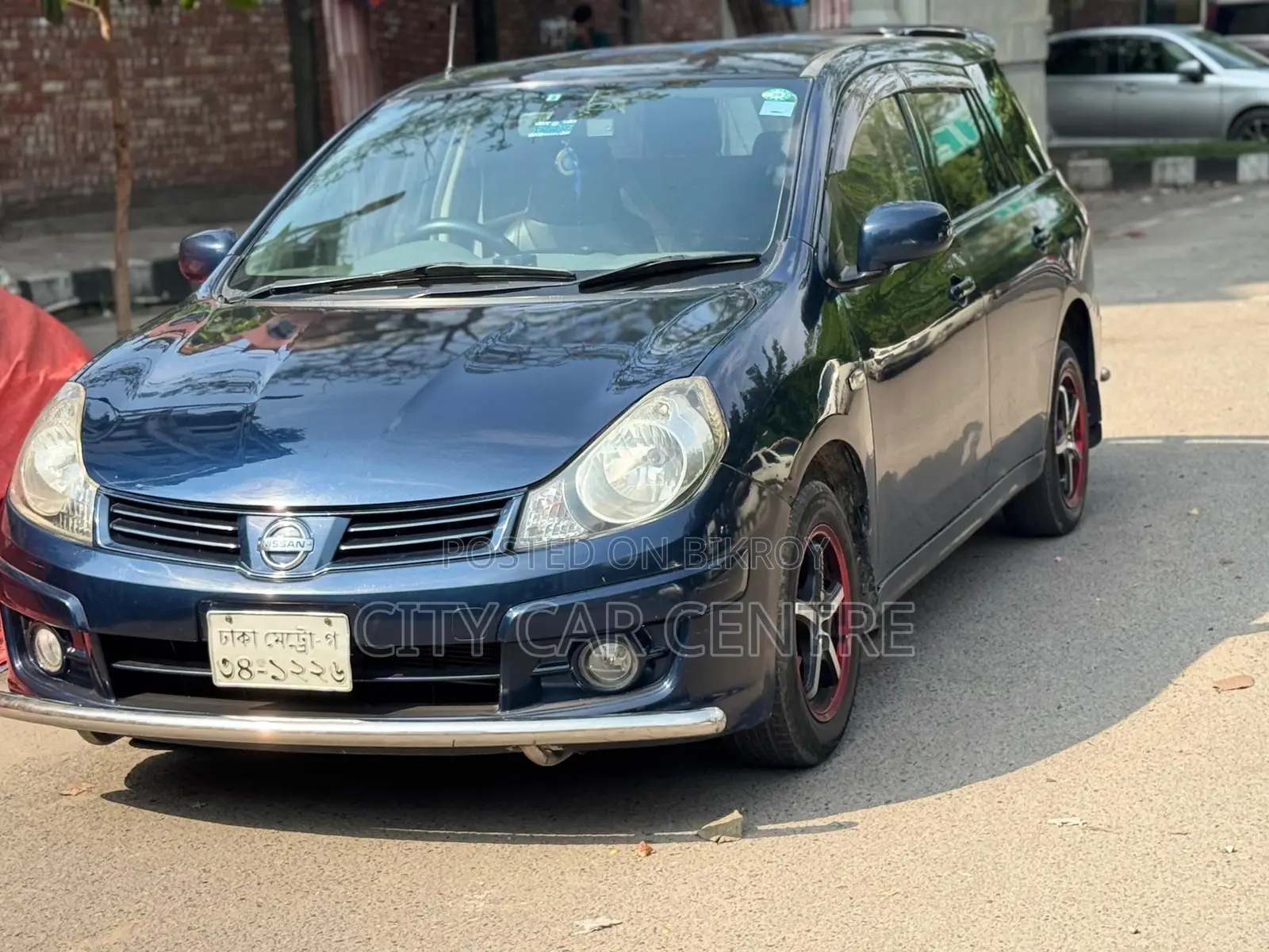 Nissan Advan 2012 Blue