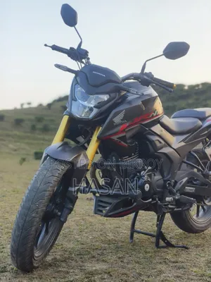Honda Hornet 2025 Black