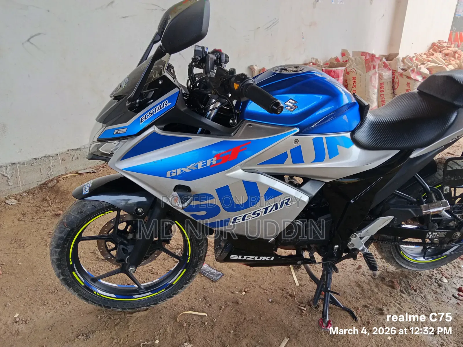 Suzuki 2024 Blue