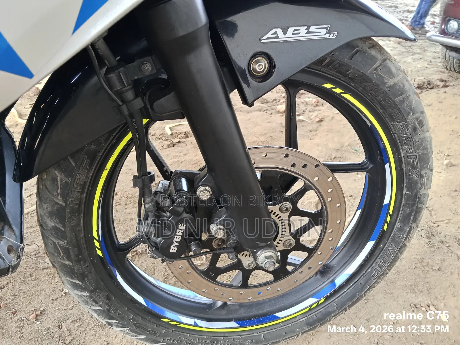 Suzuki 2024 Blue