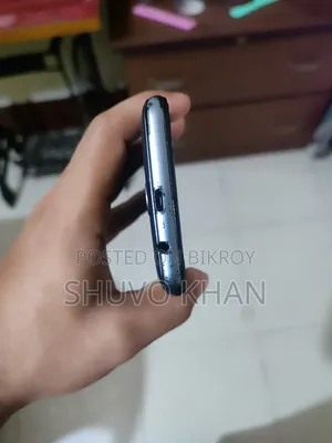 Symphony Roar V95 8 GB Black